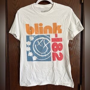 Blink 182 band tee